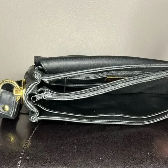 Giani Bernini Bag Leather Almost New Gold Pockets Shoulder Bag Big Purse - (EUC) - Picture 10 of 12